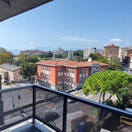 Deluxe Apartment Kristian Whit A Private Parking Rijeka Exteriör bild