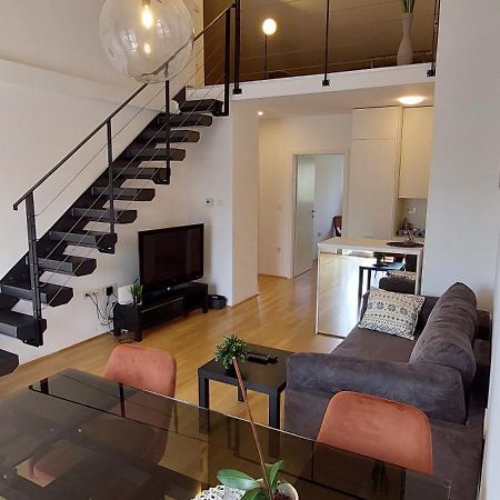 Deluxe Apartment Kristian Whit A Private Parking Rijeka Exteriör bild