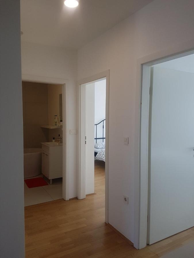 Deluxe Apartment Kristian Whit A Private Parking Rijeka Exteriör bild
